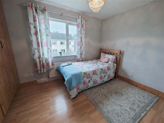 70 Oakhill, Youghal, Cork