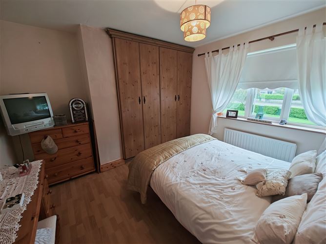 70 Oakhill, Youghal, Cork