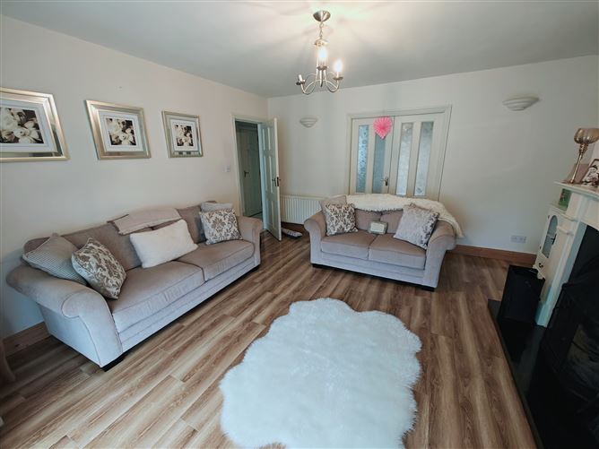70 Oakhill, Youghal, Cork