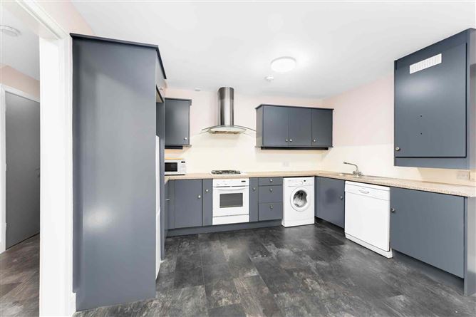 46 Castlegate Crescent, Adamstown, Co. Dublin