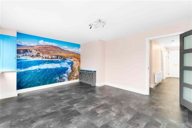 46 Castlegate Crescent, Adamstown, Co. Dublin