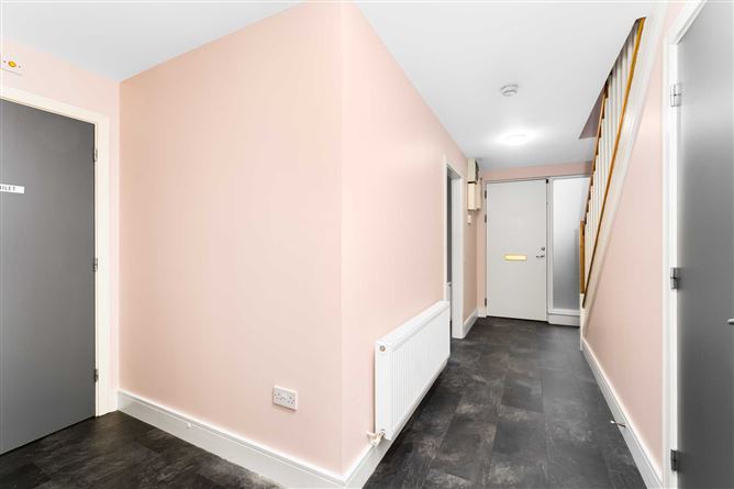 46 Castlegate Crescent, Adamstown, Co. Dublin