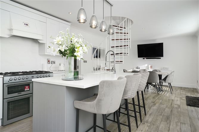 3 Coolbrook Cottages, Barnlodge, Dublin 11