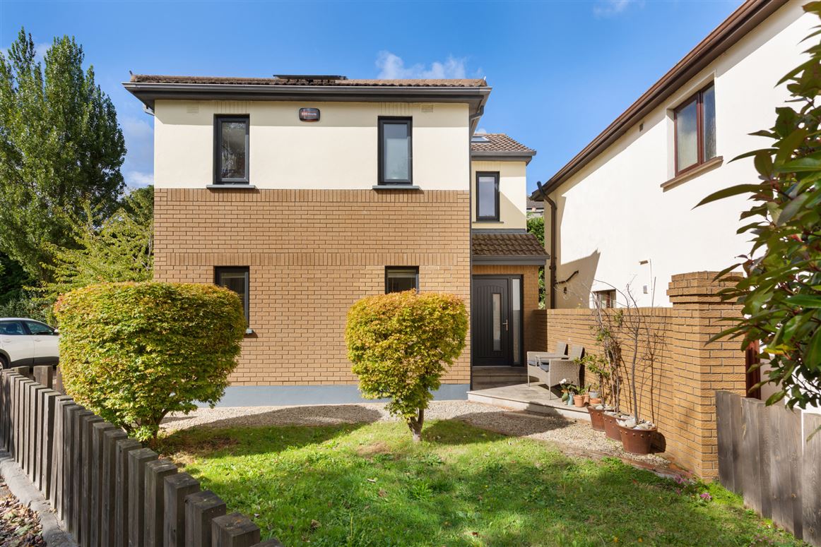 34 Castle Court, Killiney Hill Road, Killiney, Co. Dublin