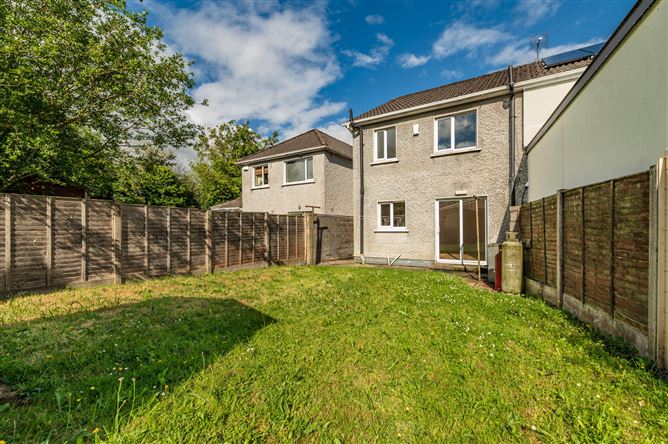 https://photos-a.propertyimages.ie/media/0/6/6/5005660/a924ddd0-cd0b-409b-b293-ac28447c7437_l.jpg