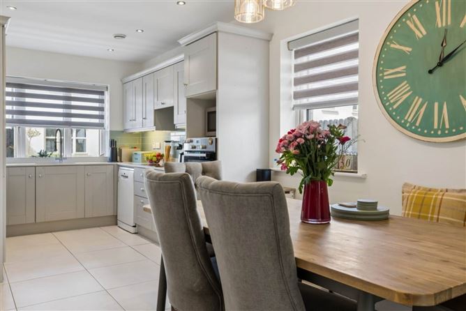 8 Hyde Road, Belmont, Stepaside, Dublin 18