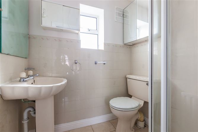 63 Glengarriff Parade, Phibsboro, Dublin 7