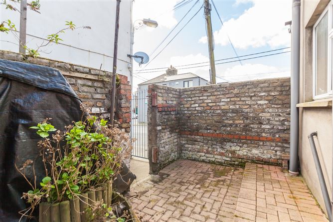 63 Glengarriff Parade, Phibsboro, Dublin 7