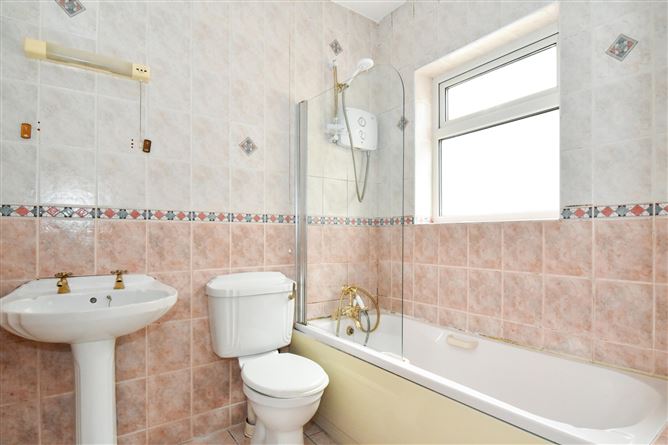 154 Dun na Coiribe, Headford Road, Galway