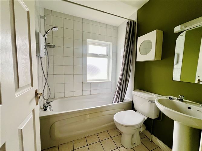 23 Sli an Sruthan, Moycullen, Co. Galway