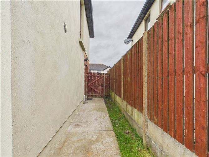 23 Russell Close, Gracefield Manor, Ballylynan, County Laois