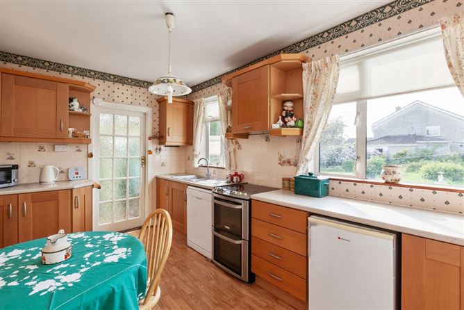 Photo 5 of 23 — 111 Pinewood Crescent, Glasnevin, Dublin 11