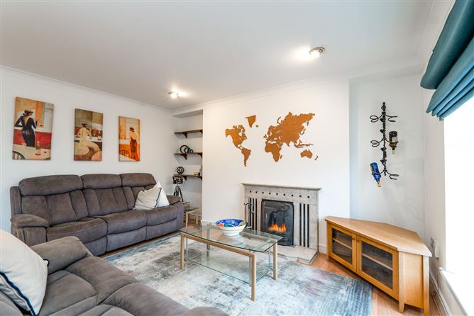 12 Sarsfield Quay Apartments Liffey Street West Dublin 7, Dublin 7, Dublin