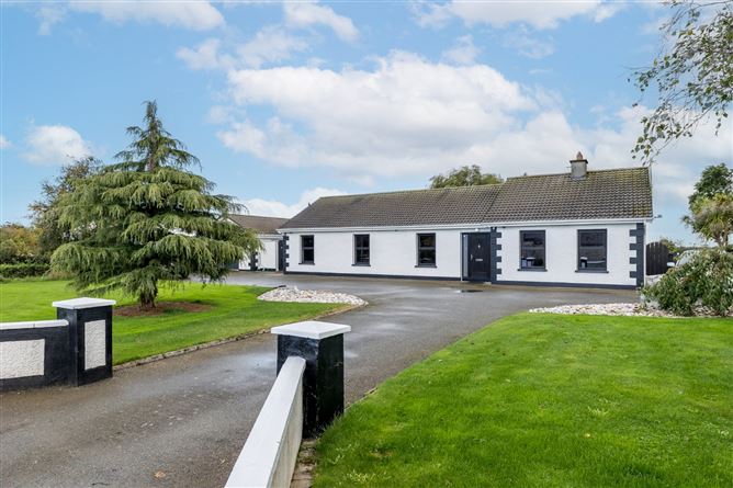 RÁTH LUIRC STRIFELAND THE HILLS SKE, Skerries, County Dublin