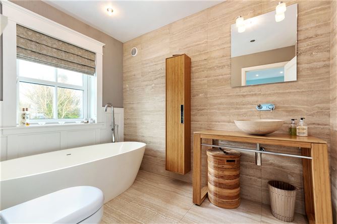 21 Oakdale Drive, Cabinteely, Glenageary