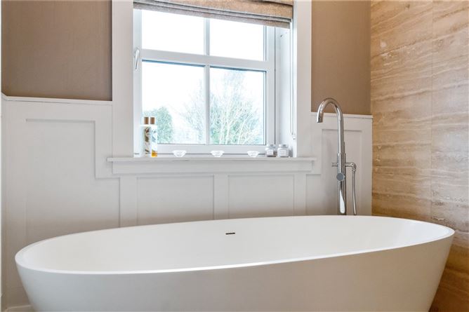 21 Oakdale Drive, Cabinteely, Glenageary