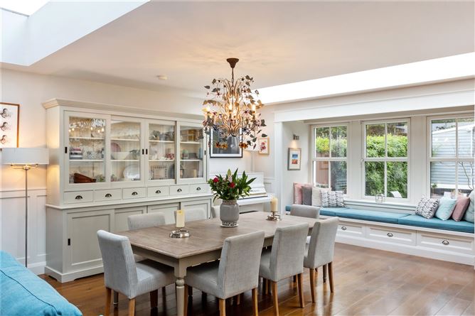 21 Oakdale Drive, Cabinteely, Glenageary