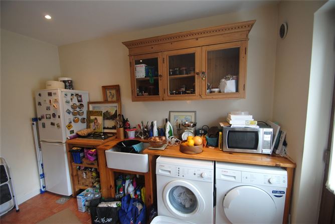 Walnut Creek, Ballincard, Five Alley, Birr, Co. Offaly