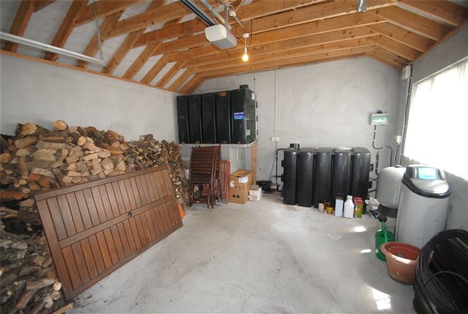 Walnut Creek, Ballincard, Five Alley, Birr, Co. Offaly