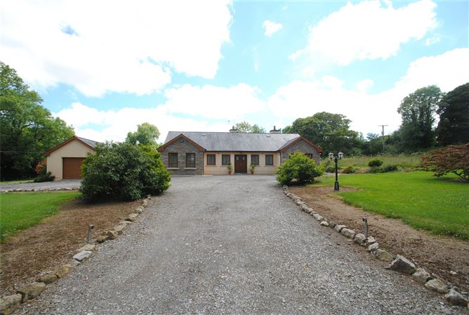 Walnut Creek, Ballincard, Five Alley, Birr, Co. Offaly