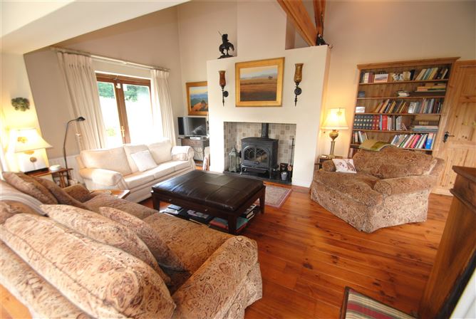 Walnut Creek, Ballincard, Five Alley, Birr, Co. Offaly