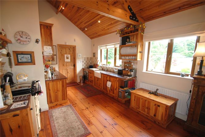 Walnut Creek, Ballincard, Five Alley, Birr, Co. Offaly