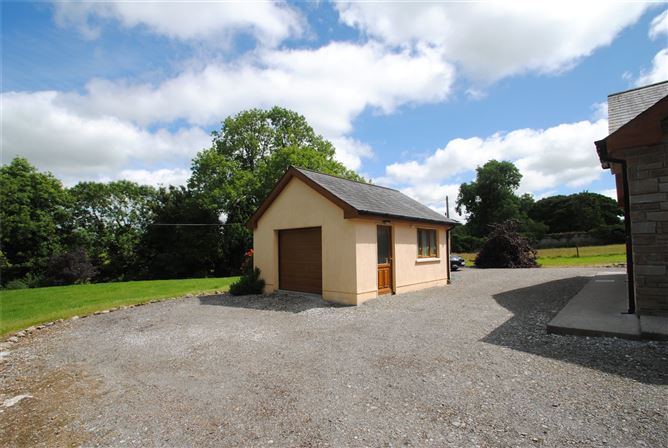 Walnut Creek, Ballincard, Five Alley, Birr, Co. Offaly
