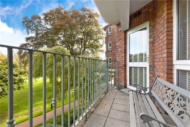 15 The Ailesbury, Donnybrook Castle, Stillorgan Road, Donnybrook, Dublin 4