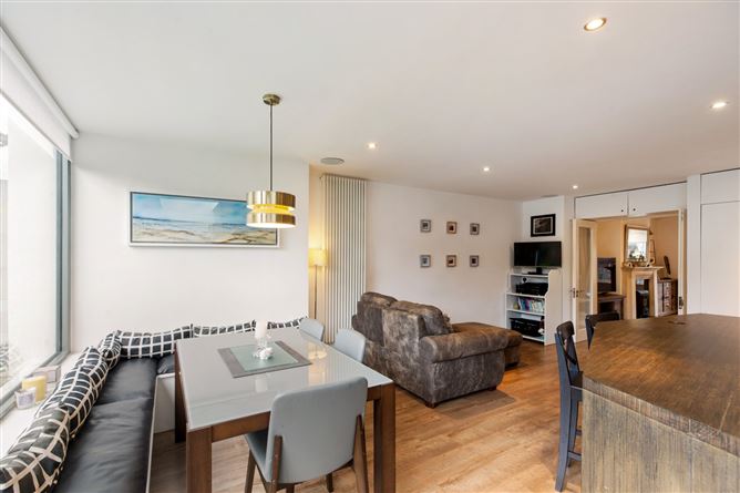 10 Obelisk Grove, Blackrock, Co. Dublin