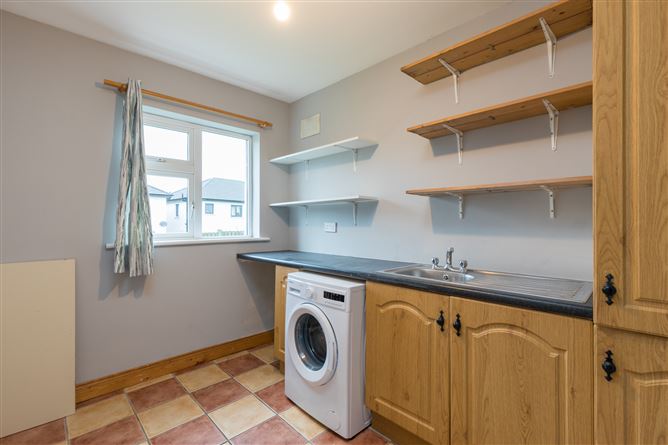 28 Barrowvale, Portlaoise Road, Graiguecullen, Carlow