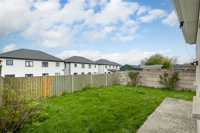 28 Barrowvale, Portlaoise Road, Graiguecullen, Carlow