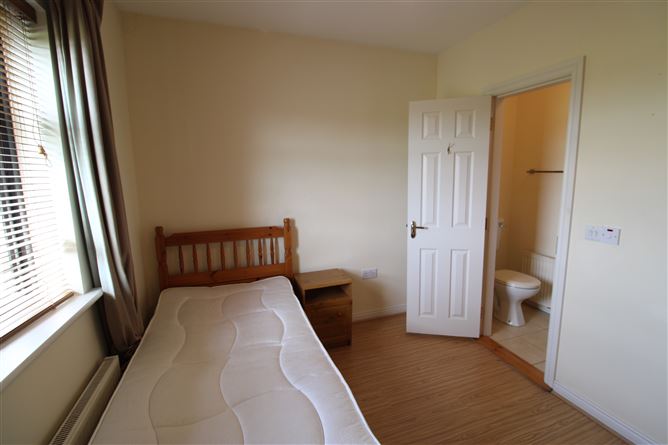 29 Country Meadows, Tuam, Co. Galway