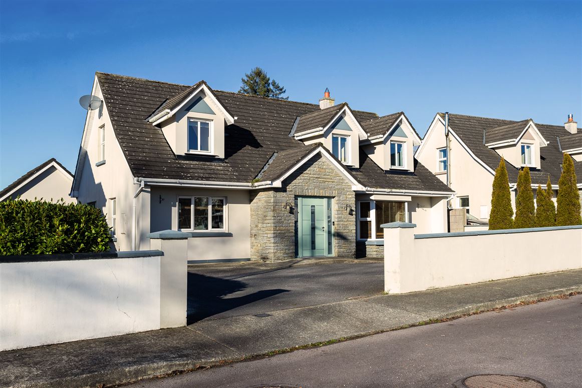 3 Curra Glen, Clondrohid, Macroom, Cork