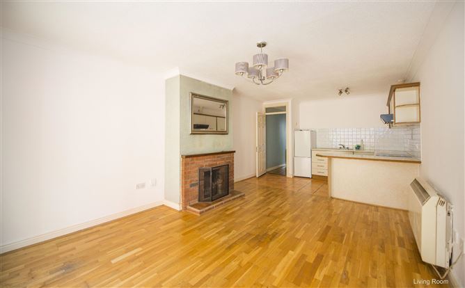 Apartment 8 Kingshall, Chapelizod, Dublin