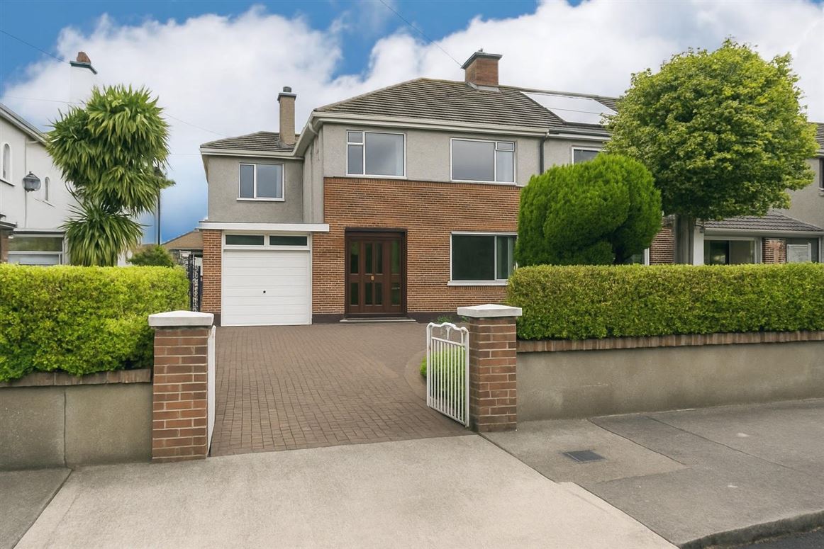 Calamayor, 6 Leopardstown Drive, Stillorgan, Co. Dublin