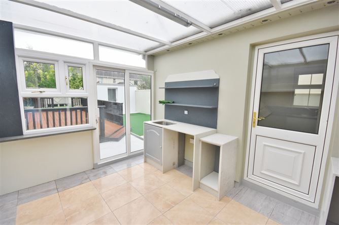 28 Cois Baile, Ballygologue Rd, Listowel, Co. Kerry