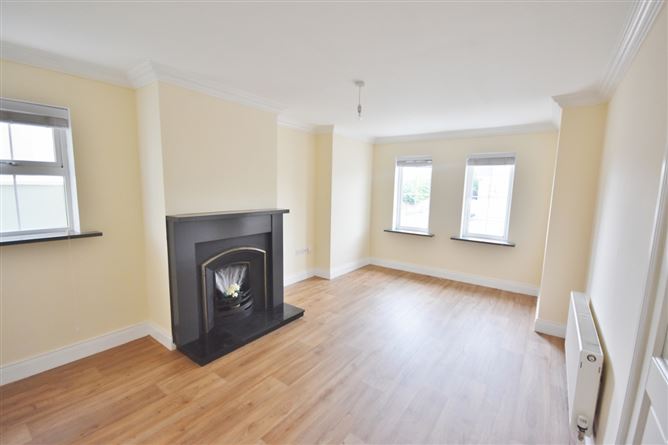28 Cois Baile, Ballygologue Rd, Listowel, Co. Kerry