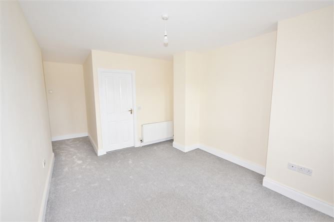 28 Cois Baile, Ballygologue Rd, Listowel, Co. Kerry