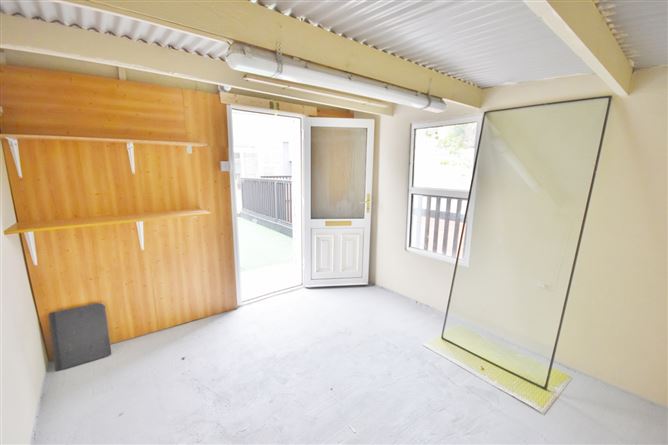 28 Cois Baile, Ballygologue Rd, Listowel, Co. Kerry