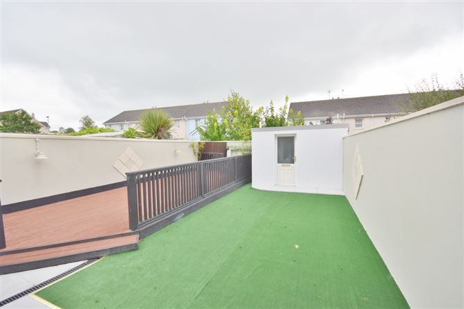 28 Cois Baile, Ballygologue Rd, Listowel, Co. Kerry