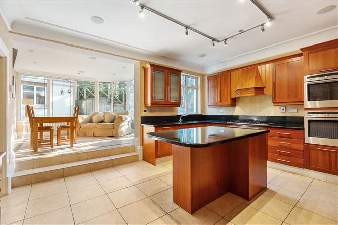 Hillside, 5A Louvain, Ardilea, Clonskeagh, Dublin 14