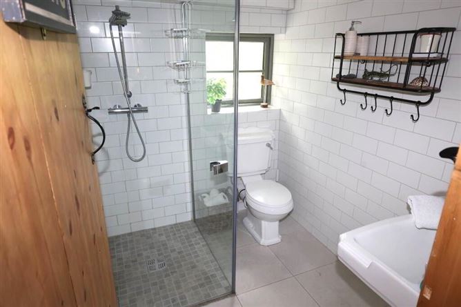 Hopesgate Cottage, Derryvale, Roscrea, Tipperary