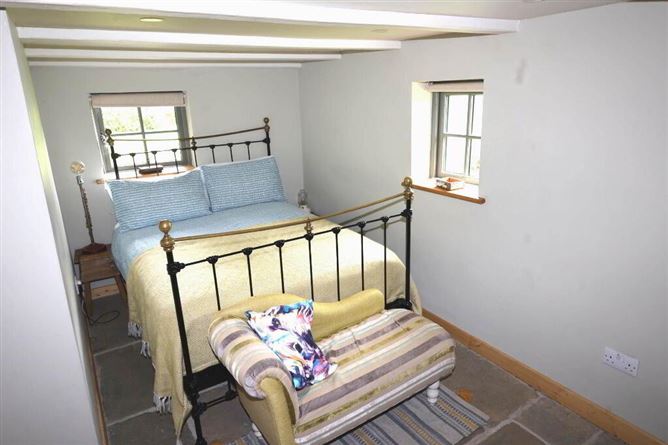 Hopesgate Cottage, Derryvale, Roscrea, Tipperary