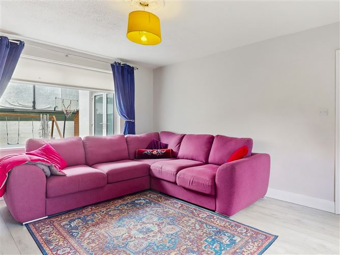 Photo 3 of 19 — 75 Ennel Drive, Dublin 5, Dublin