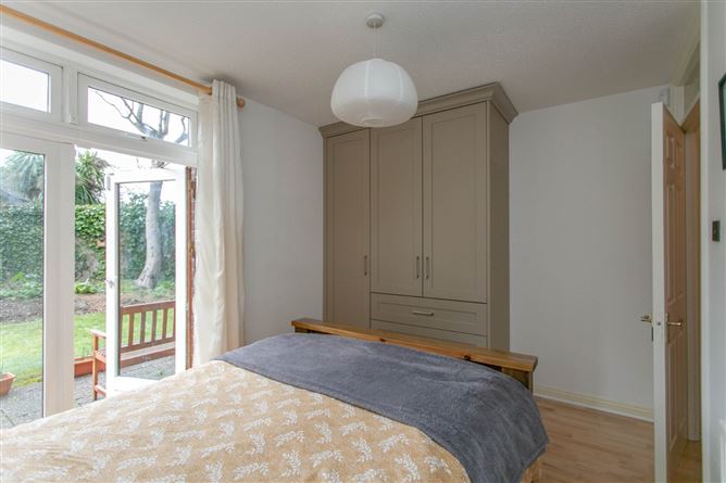 7 Cedarmount, St. Brigid's Road, Stillorgan, Co. Dublin.