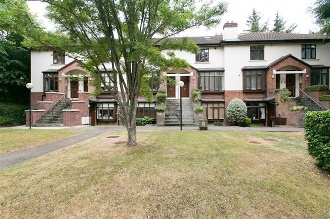 7 Cedarmount, St. Brigid's Road, Stillorgan, Co. Dublin.