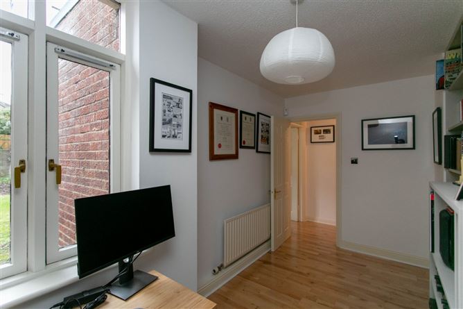 7 Cedarmount, St. Brigid's Road, Stillorgan, Co. Dublin.