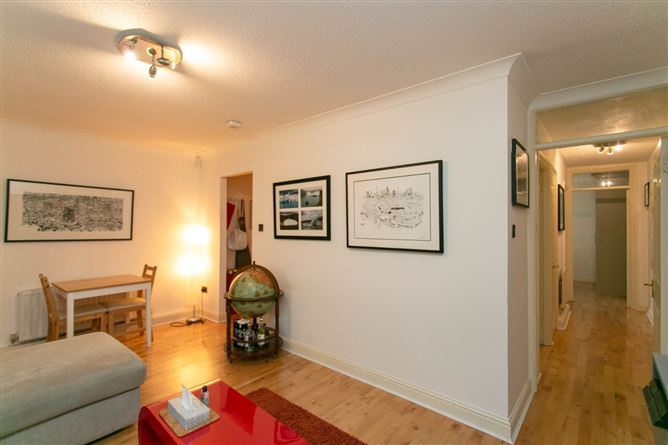7 Cedarmount, St. Brigid's Road, Stillorgan, Co. Dublin.