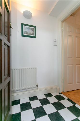 7 Cedarmount, St. Brigid's Road, Stillorgan, Co. Dublin.