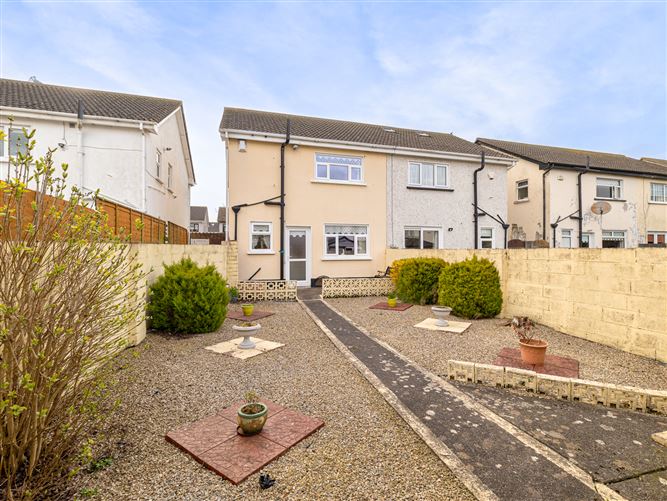 15 Pineview Avenue, Aylesbury,   Dublin 24